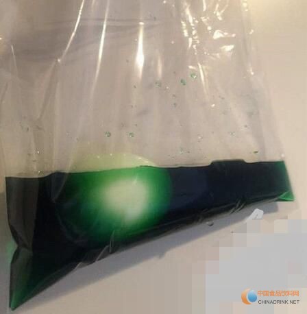 敢吃嗎？島國人竟用飲料煮出綠色雞蛋！